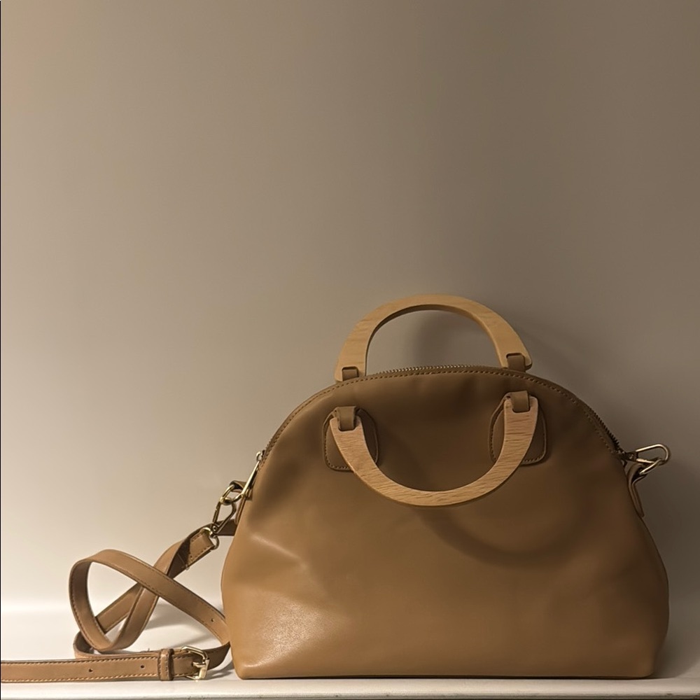 Elegant Tan Faux-Leather SaboSkirt Handbag